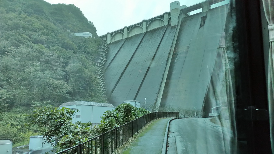 水資源機構の浦山ダム